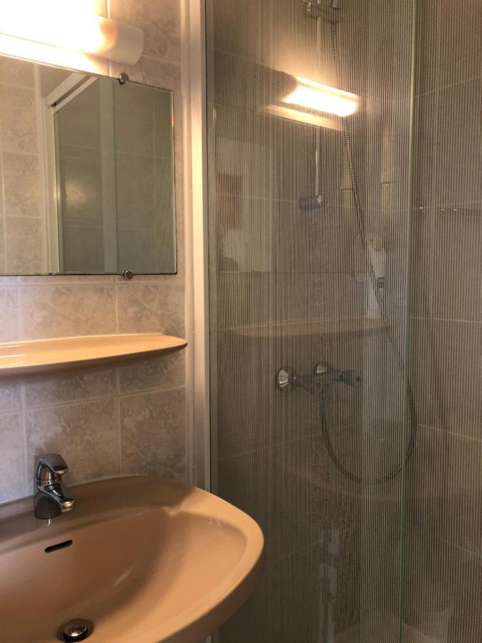 Enzo Hotels Neufchateau By Kyriad Direct Екстер'єр фото